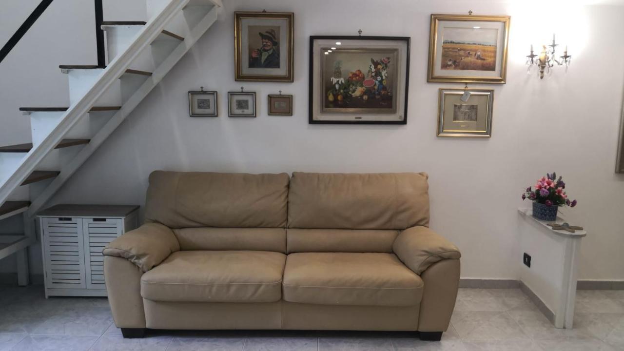 那不勒斯Centro Storico S Chiara House公寓 外观 照片
